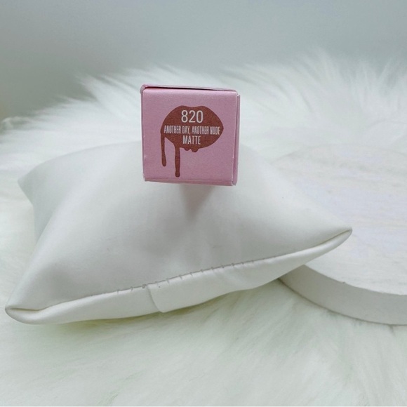 Lip Gloss/Tint Bundle - lot 3 - Picture 9 of 9